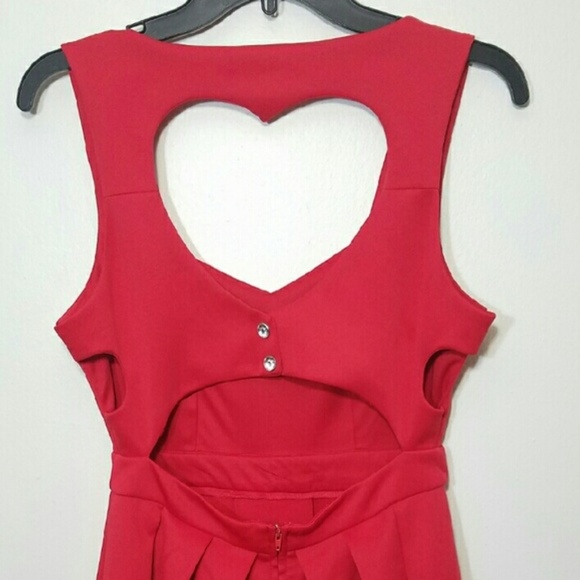 Cute red heart dress-small - Picture 2 of 2